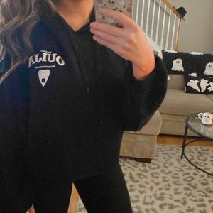 Ouija board Halloween graphic cropped sweater sweatshirt hoodie